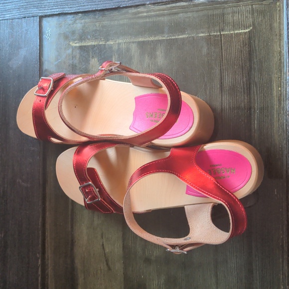 Metallic Red Swedish Hasbeens - Picture 4 of 7